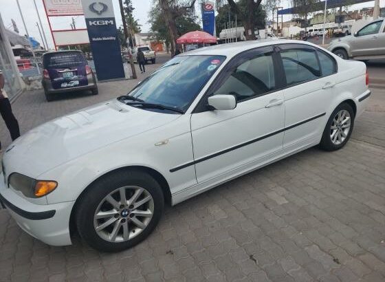 BMW 3 Series 2004