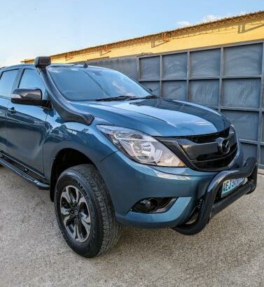 Mazda BT-50 2015 Adquirido na Ronil Auto