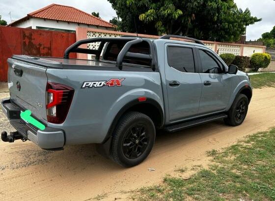 Nissan Navara 2023