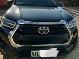 Toyota Hilux GD6 2023 Comprado na Toyota de Moçambique CFAO Dentro da garantia ate 100 mil km