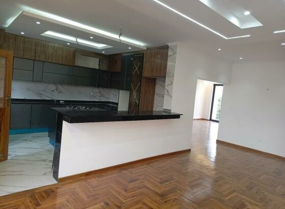 Vende-se apartamento, tipo3 no bairro de laulane