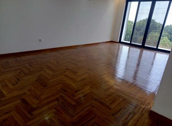Vende-se apartamento, tipo3 no bairro de laulane