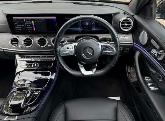 MERCEDES-BENZ | E220D AMG | 2019 | RECÉM-IMPORTADO🎁