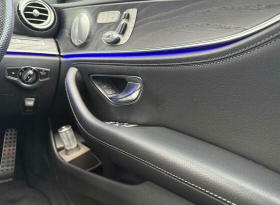 MERCEDES-BENZ | E220D AMG | 2019 | RECÉM-IMPORTADO🎁