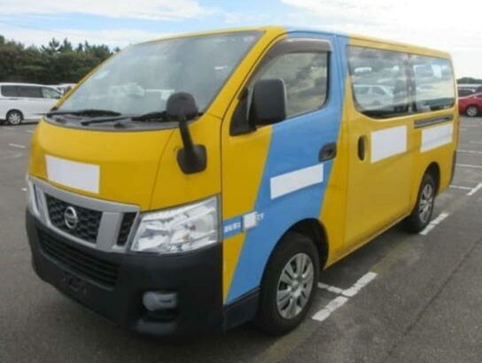 NISSAN | CARAVAN NV350 | 15 LUGARES | RECÉM-IMPORTADA🎁