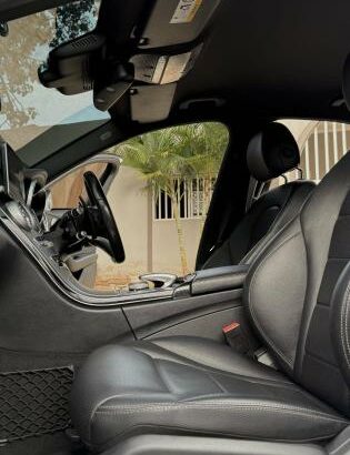 Mercedes-Benz | C220 | 2016 | Recém-importado