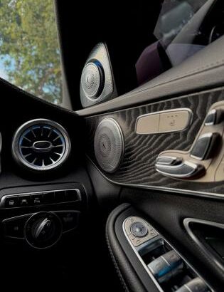 Mercedes-Benz | C220 | 2016 | Recém-importado