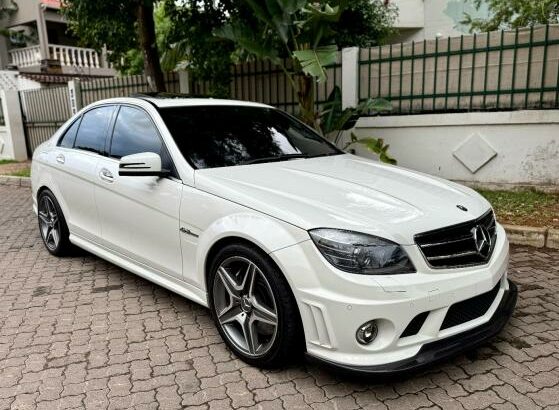 MERCEDES-BENZ | C63 | 2011 | RECÉM-IMPORTADO 🎁