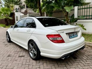 MERCEDES-BENZ | C63 | 2011 | RECÉM-IMPORTADO 🎁