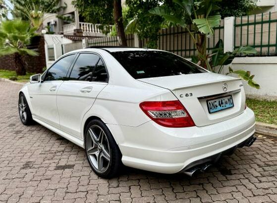 MERCEDES-BENZ | C63 | 2011 | RECÉM-IMPORTADO 🎁