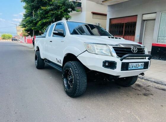 TOYOTA | HILUX DAKAR | 2012 | CABINE E MEIA 🎁