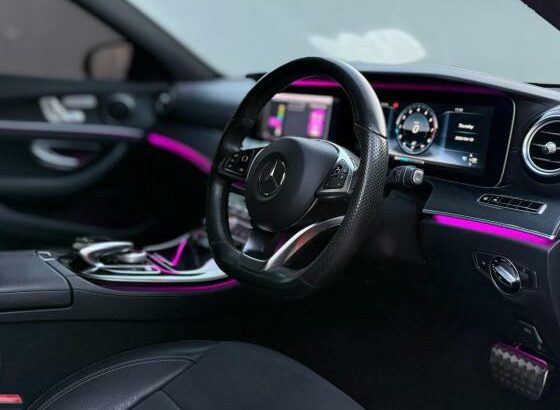 MERCEDES-BENZ | E200 AMG PACK | 2017 | RECÉM-CHEGADO 🎁