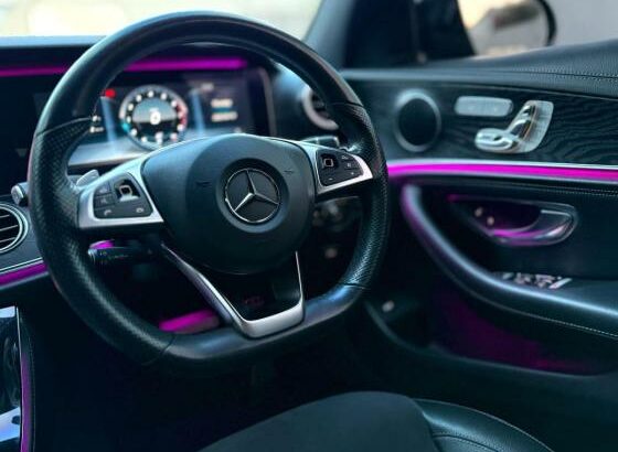 MERCEDES-BENZ | E200 AMG PACK | 2017 | RECÉM-CHEGADO 🎁