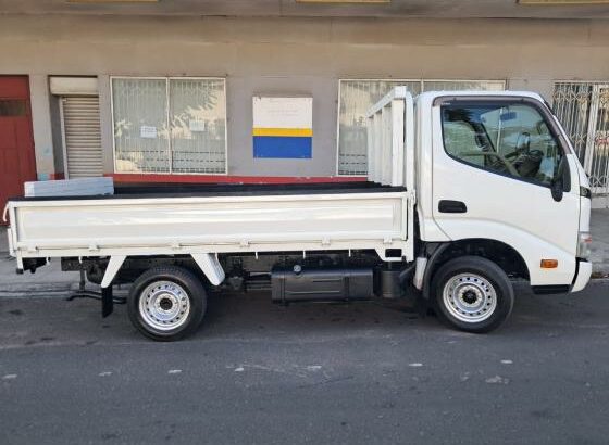 Toyota | Dyna | 2014 | 4WD | Recém-importada🎁