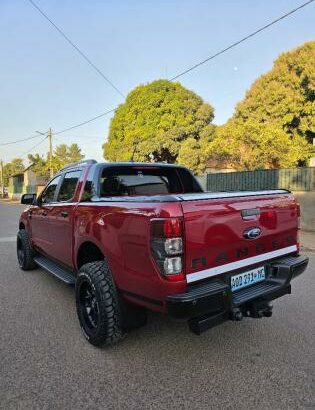 Ford Ranger Stormtrak 2022 Recém importado
