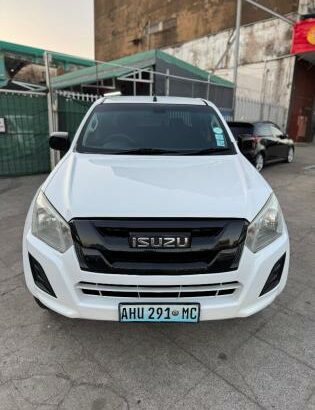 Isuzu Dmax 2018 Comprado na entreposto Agente