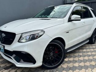 Mercedes-Benz GLE 350D AMG 20q8