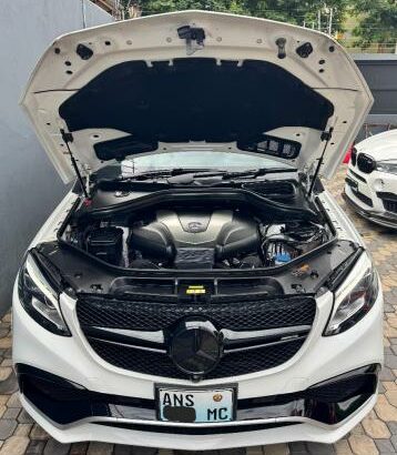 Mercedes-Benz GLE 350D AMG 20q8