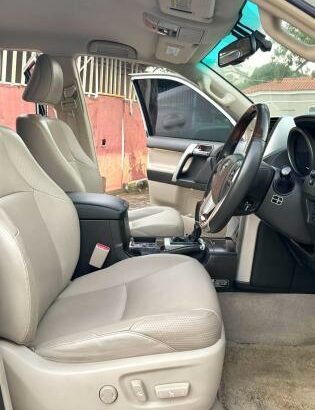 Toyota | Land Cruiser Prado TZ.G | 2011 | 4.0 | 4×4