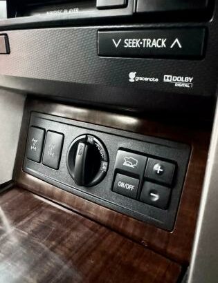 Toyota | Land Cruiser Prado TZ.G | 2011 | 4.0 | 4×4