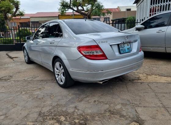 Mercedes-Benz C200 – 2010