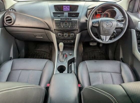 Mazda BT50 3.2AT 2013