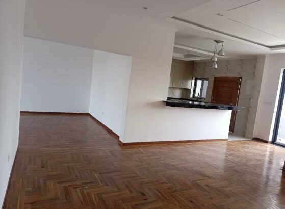 Vende-se apartamento, tipo3 no bairro de laulane