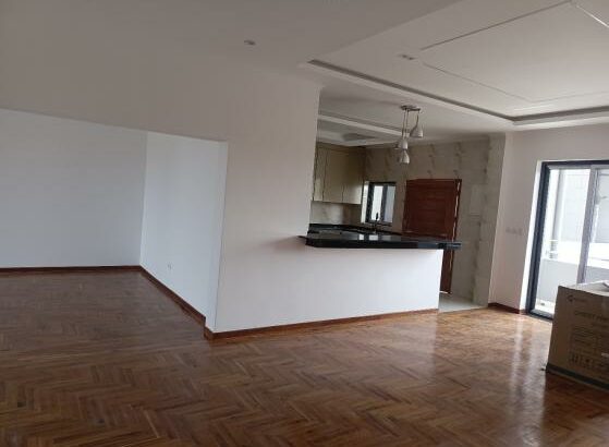 Vende-se apartamento, tipo3 no bairro de laulane