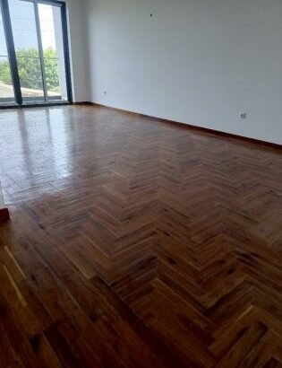 Vende-se apartamento, tipo3 no bairro de laulane