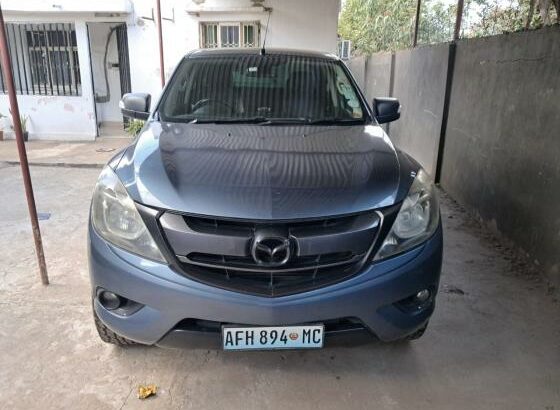 Mazda BT-50 2016 Comprado no Agente Ronil