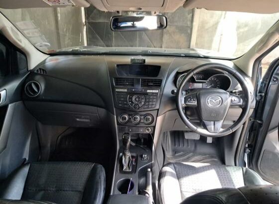Mazda BT-50 2016 Comprado no Agente Ronil
