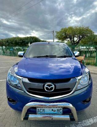 Mazda BT-50 Comprado no Agente Ronil