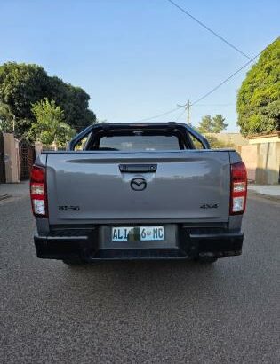 Mazda BT-50 2022 Exclusive Comprado no agente