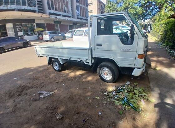 TOYOTA | HIACE | 2L | 4WD | RECÉM-IMPORTADA 🎁