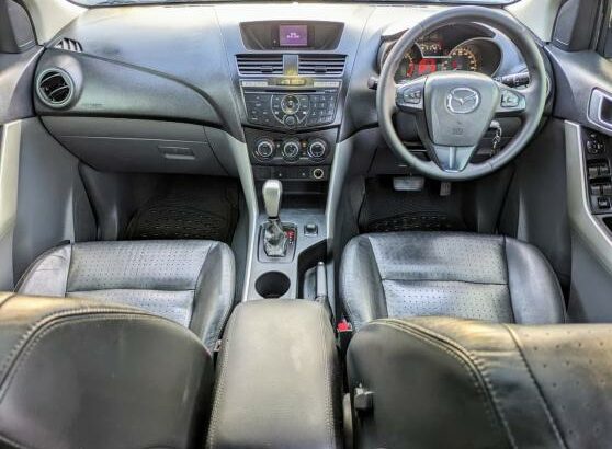 Mazda BT-50 2015 Adquirido na Ronil Auto
