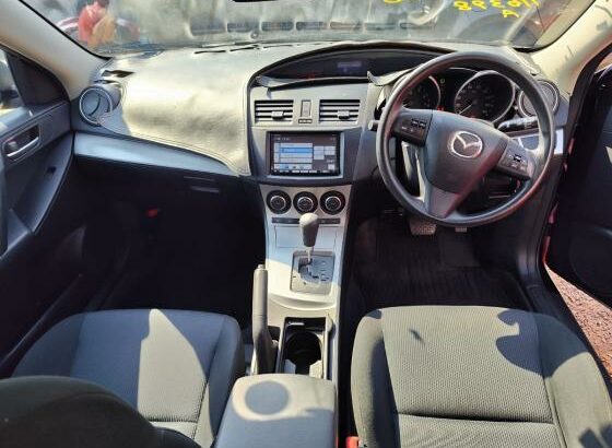 Mazda Axela Sport 2010 Novas do parque