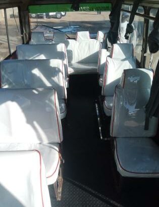 TOYOTA | COASTER | MANUAL | 14B | 26 LUGARES