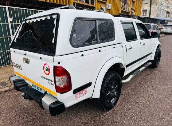 Isuzu | Go Big KB300 | 2010 | Diesel | 3.0 | Diff-lock