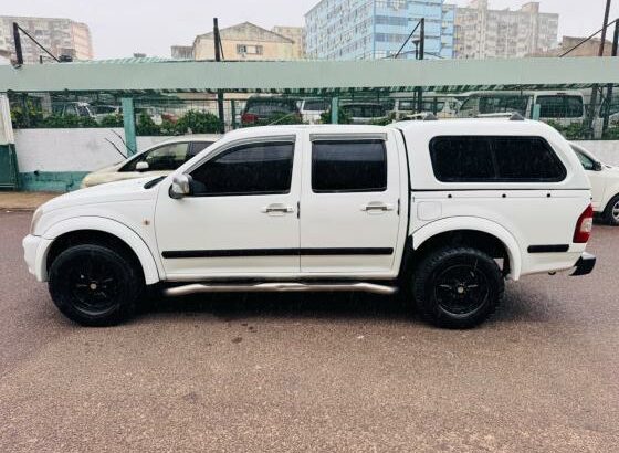 Isuzu | Go Big KB300 | 2010 | Diesel | 3.0 | Diff-lock