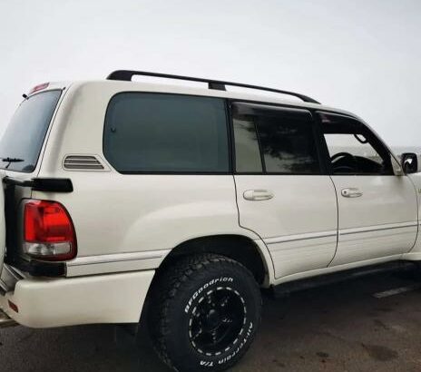 Toyota | Land Cruiser VX | Automática | V8 | 4×4 🎁
