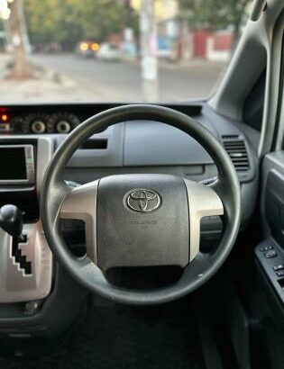 TOYOTA | NOAH | 2010 | AUTOMÁTICO | 08 LUGARES 🎁