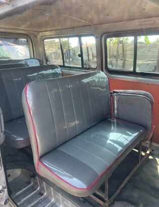 Toyota Hiace Quantum 2010 IVA 15 Lugares