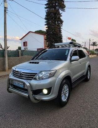 TOYOTA | FORTUNER | 2015 | AUTOMÁTICO | 4×4