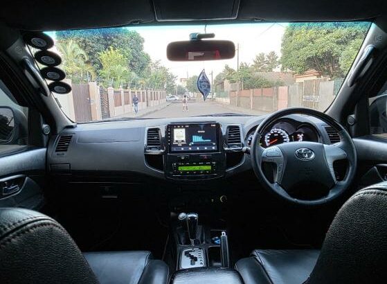 TOYOTA | FORTUNER | 2015 | AUTOMÁTICO | 4×4