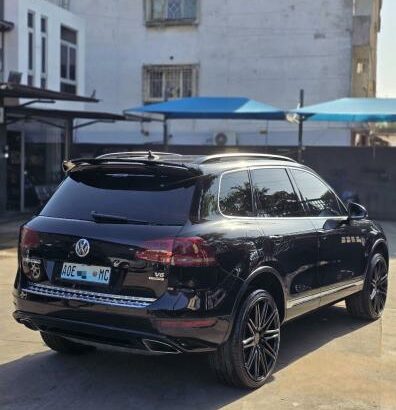VW Touareg R Line 2015 Recém importado