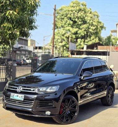 VW Touareg R Line 2015 Recém importado