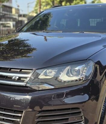 VW Touareg R Line 2015 Recém importado