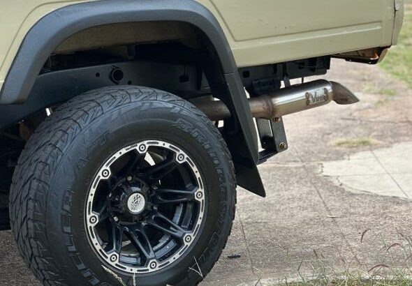 Toyota | Land Cruiser HZ | 2014 | Gasolina | 4×4