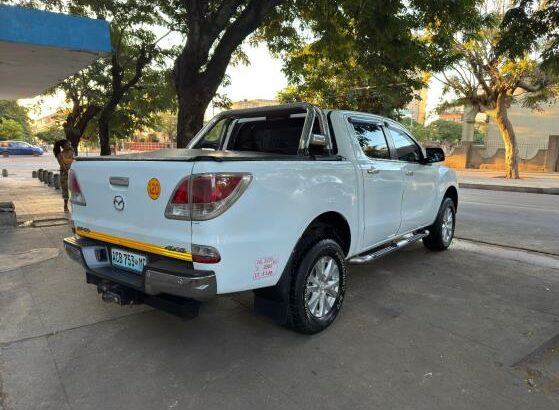 MAZDA | BT-50 | 2013 | AUTOMÁTICA | 3.2 | 4×4