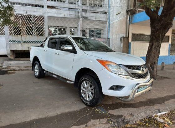 MAZDA | BT-50 | 2013 | AUTOMÁTICA | 3.2 | 4×4